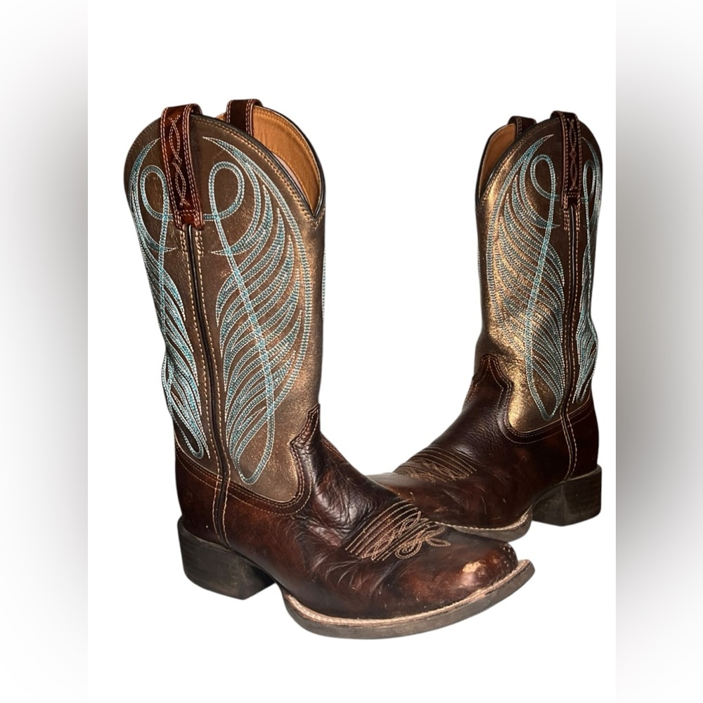Ariat Round Up Wide Square Toe Western Boot Size 6 B
